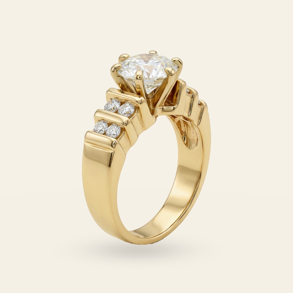 Stepped Shoulder Round Diamond Ring